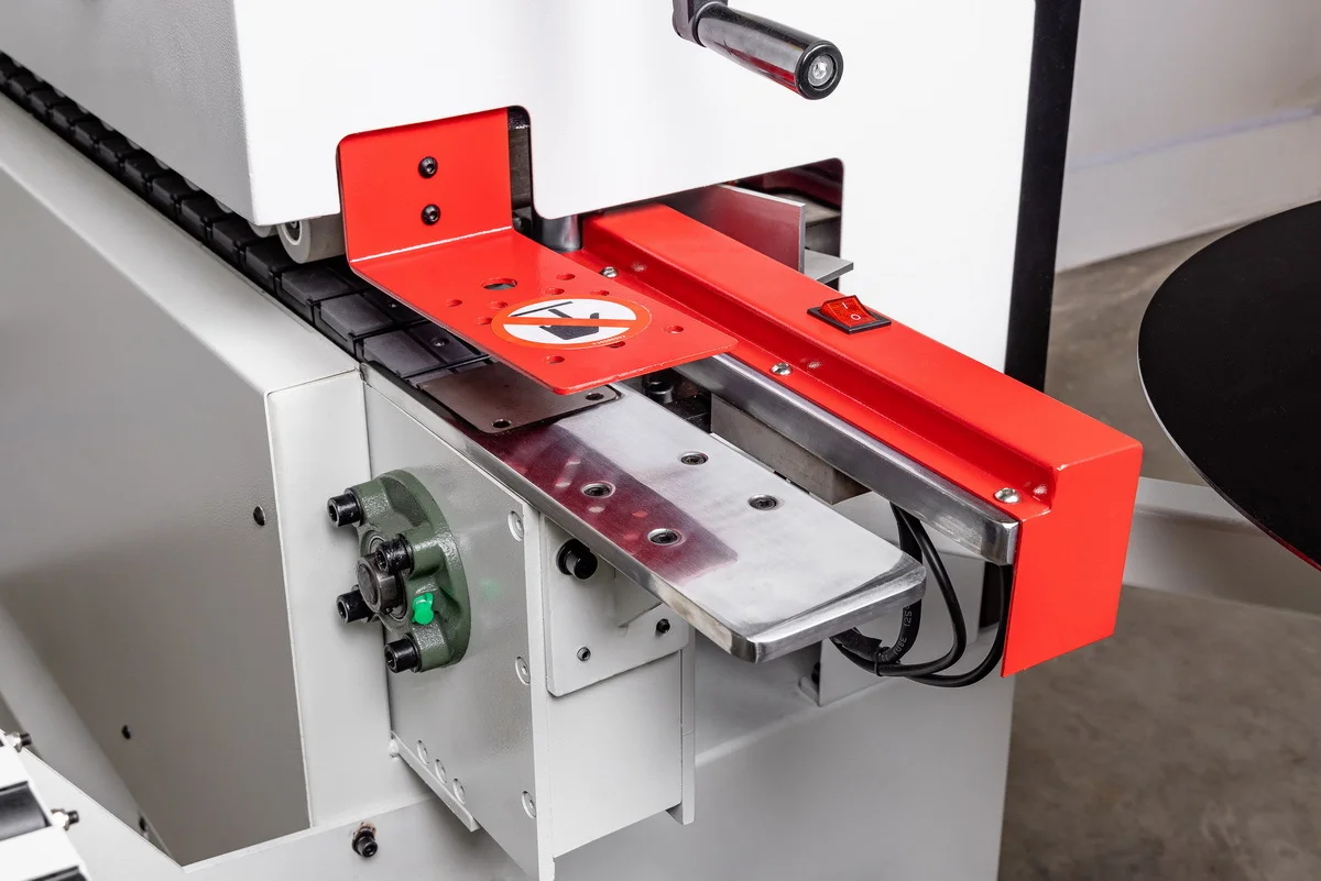 Кромкооблицовочный станок автоматический KROM AUTOMAT COMPACT, 2.52 кВт, 380В