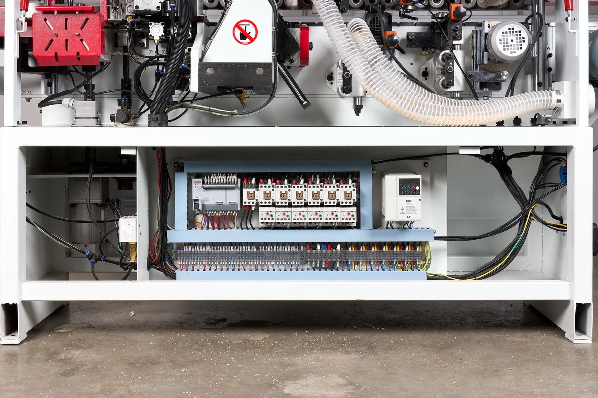 Кромкооблицовочный станок автоматический KROM AUTOMAT PLUS, 2.74 кВт, 380В