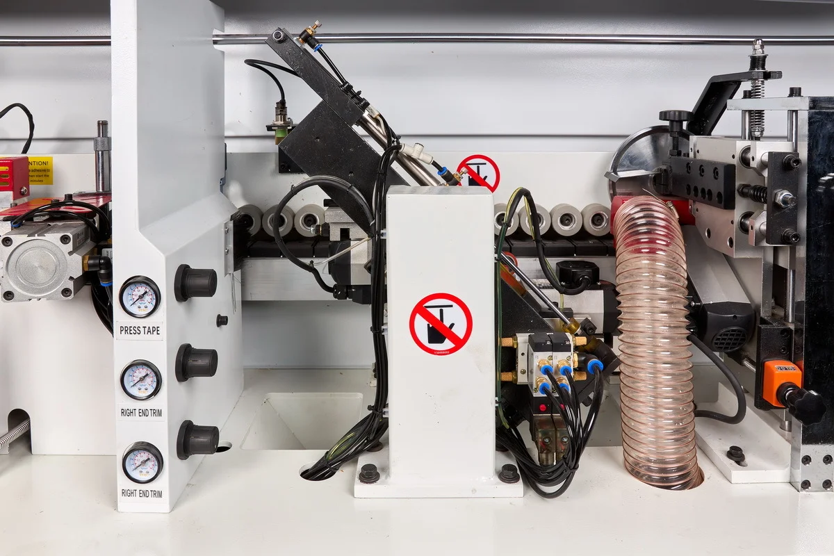 Кромкооблицовочный станок автоматический KROM AUTOMAT 2.0, 5.5 кВт, 380В