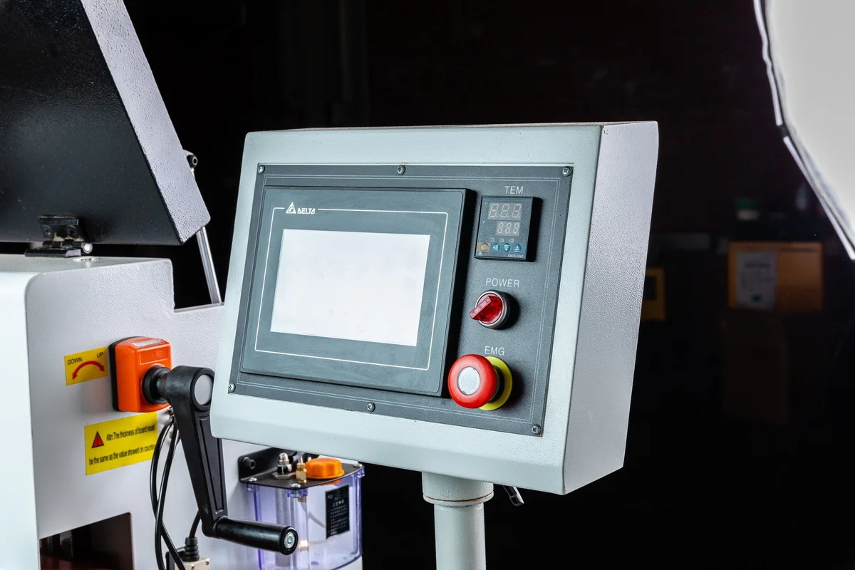 Кромкооблицовочный станок автоматический KROM AUTOMAT 2.0 PLUS, 8.15 кВт, 380В