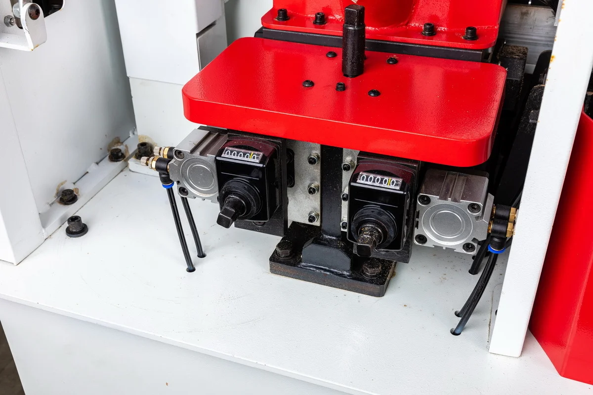 Кромкооблицовочный станок автоматический KROM AUTOMAT 2.0 PLUS, 8.15 кВт, 380В