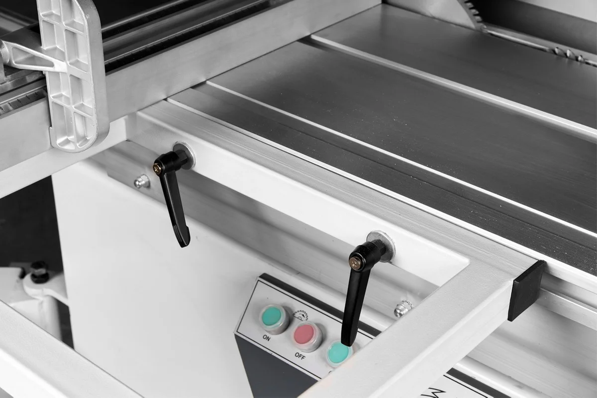 Форматно-раскроечный станок KROM FORS 1600 plus, 4.75 кВт, 380В, каретка 1600 мм 