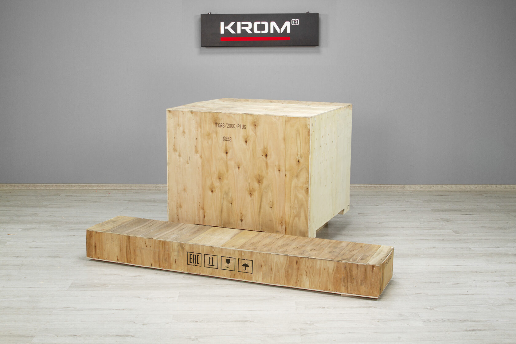 Форматно-раскроечный станок KROM FORS 2000 PLUS, 4.75 кВт, 380В, каретка 2000 мм