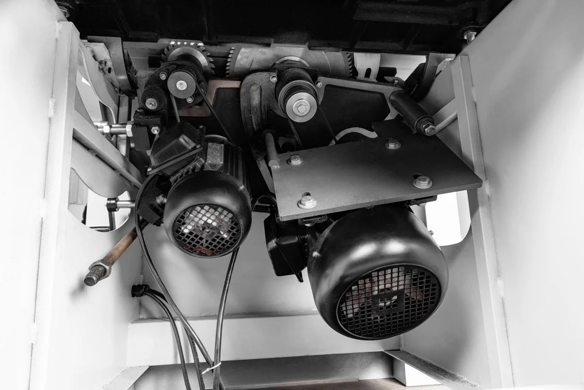 Форматно-раскроечный станок KROM FORS 2500 PLUS, 4.75 кВт, 380В, каретка 2500 мм