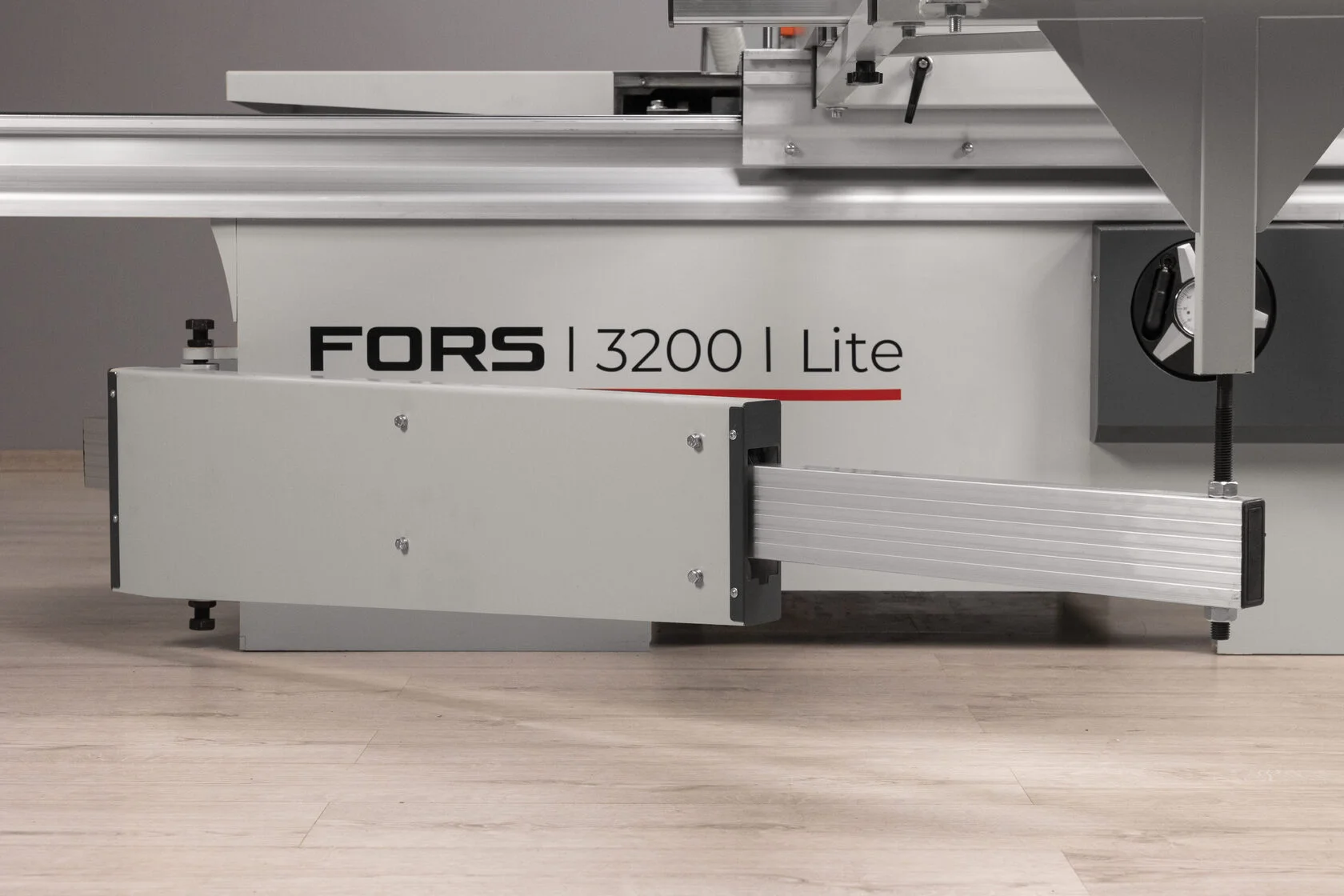 Форматно-раскроечный станок KROM FORS 3200 LITE, 6.6 кВт, 380В, каретка 3200 мм