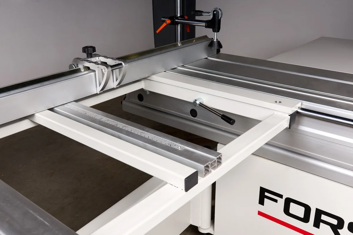 Форматно-раскроечный станок KROM FORS 3200 PRO, 6.6 кВт, 380В, каретка 3200 мм