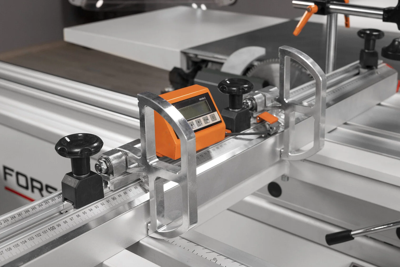 Форматно-раскроечный станок KROM FORS 3200 PRO DIGITAL, 6.6 кВт, 380В, каретка 3200 × 380 мм