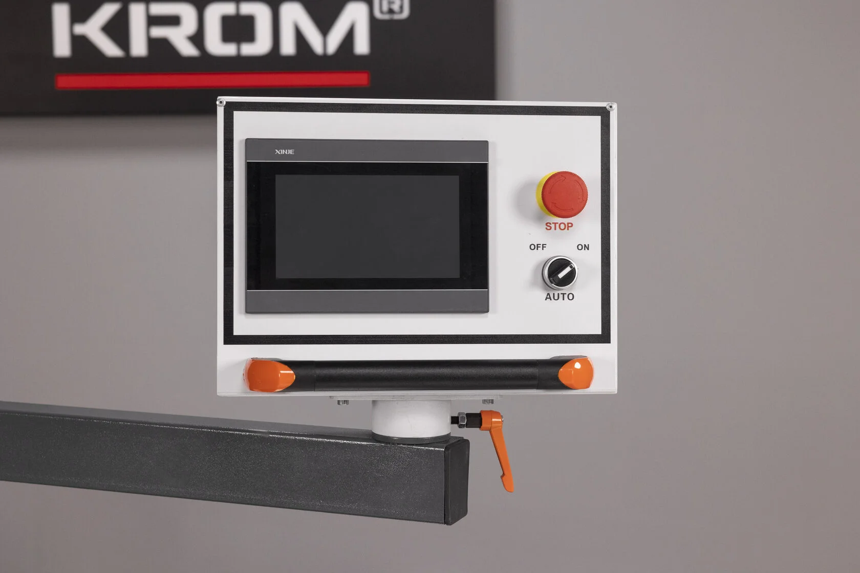 Форматно-раскроечный станок KROM FORS 3200 PRO DIGITAL, 6.6 кВт, 380В, каретка 3200 × 380 мм