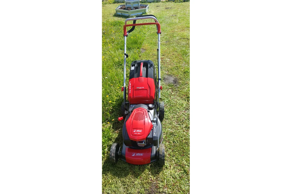 Газонокосилка бензиновая EFCO LR 44 TK Comfort Plus 2026, 3.3 л.с.