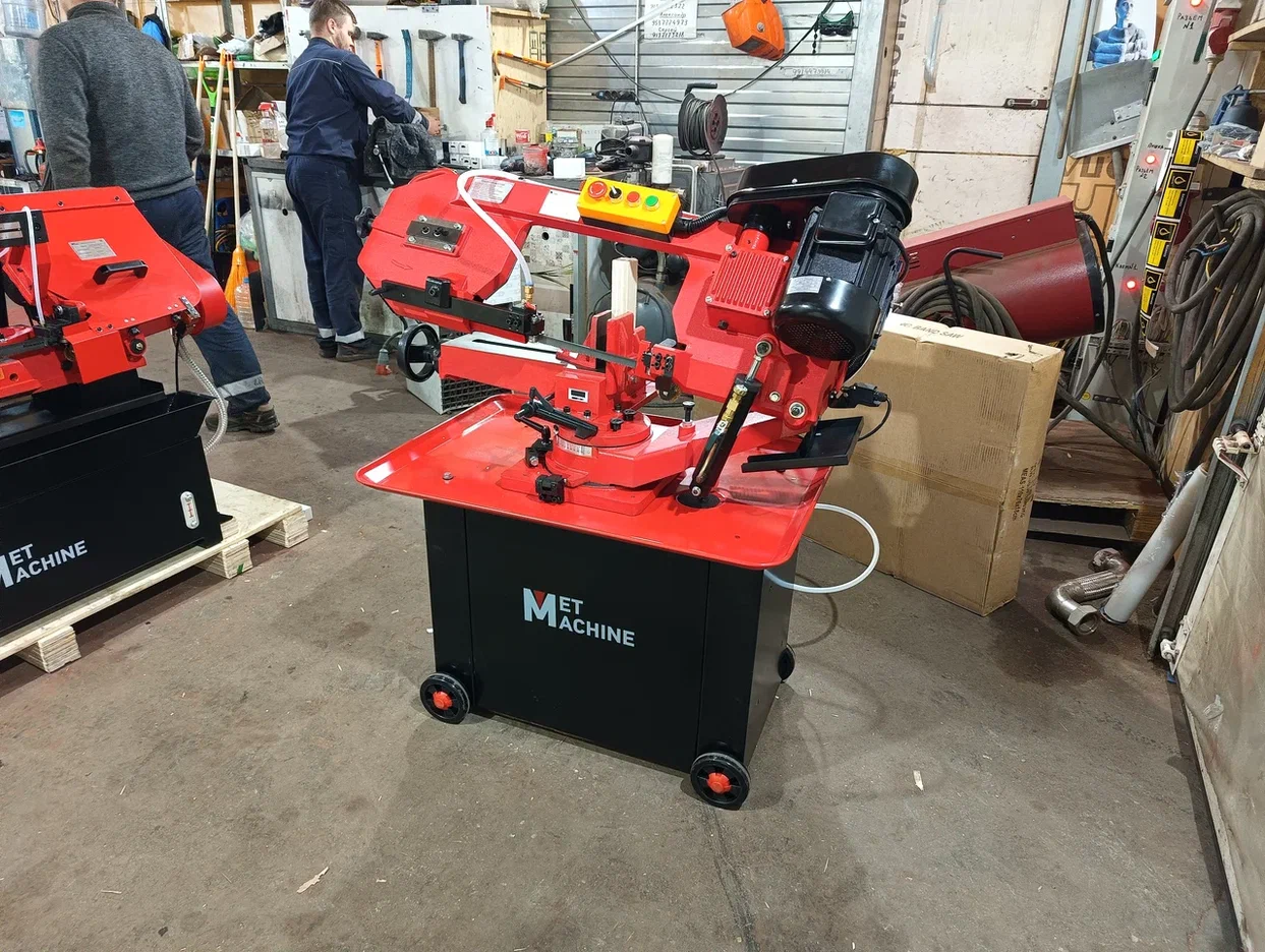 Ручной ленточнопильный станок MetMachine LSZ1120