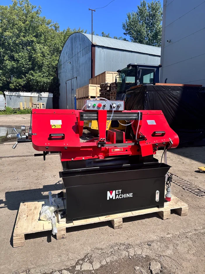 Ленточнопильный станок MetMachine LSZ1523 с поворотными тисками