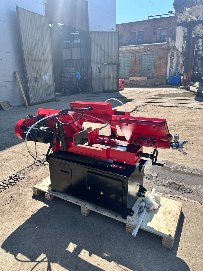 Ленточнопильный станок MetMachine LSZ1523 с поворотными тисками