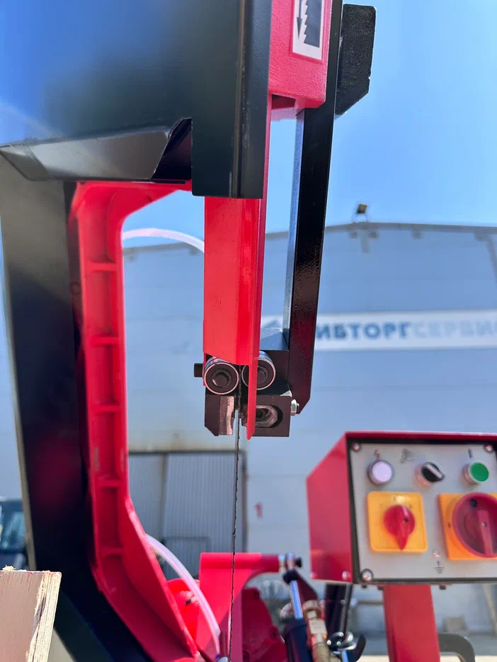 Ленточнопильный станок MetMachine LSZ1525, поворотная рама