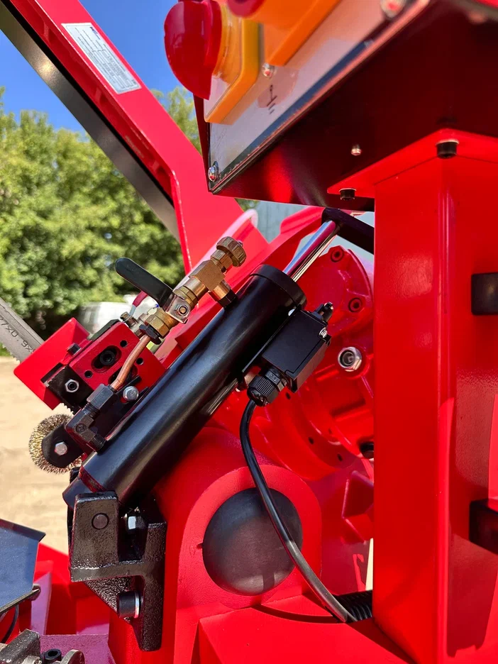 Ленточнопильный станок MetMachine LSZ1525, поворотная рама