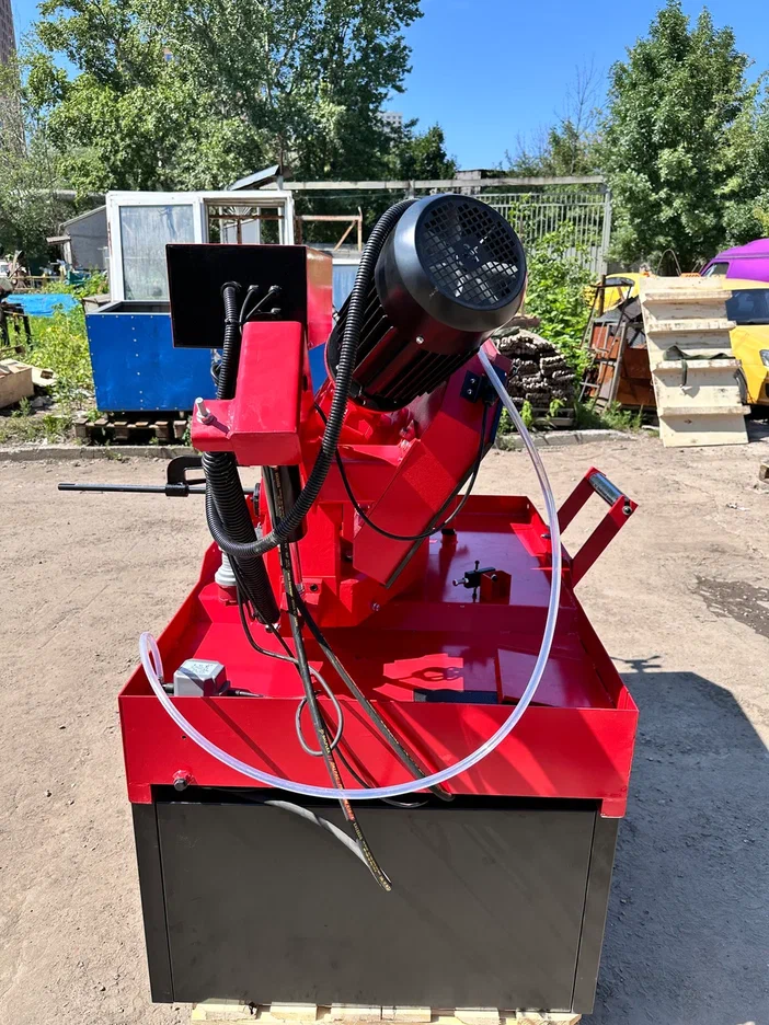 Ручной ленточнопильный станок с поворотной рамой MetMachine LSZ2227
