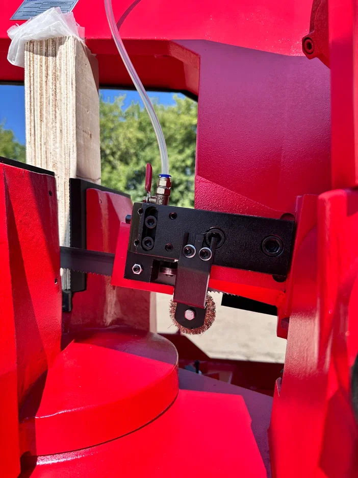 Ручной ленточнопильный станок с поворотной рамой MetMachine LSZ2227