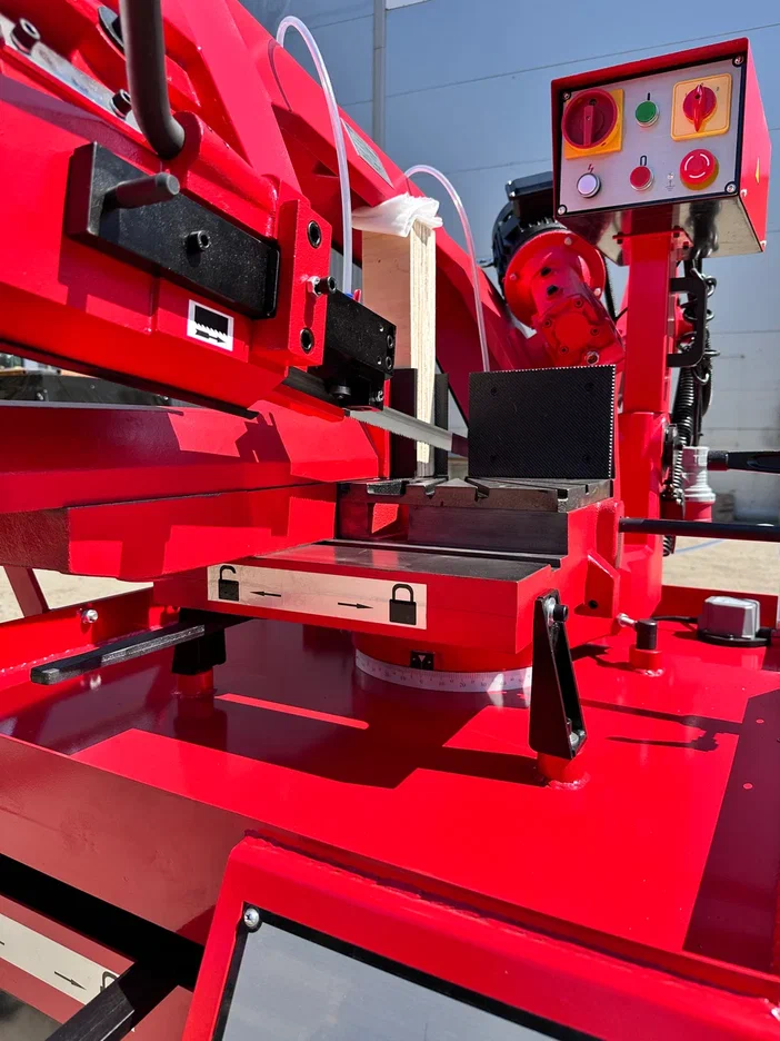 Ручной ленточнопильный станок с поворотной рамой MetMachine LSZ2227