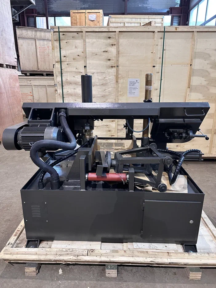MetMachine LSZ2226 ленточнопильный станок с поворотной рамой