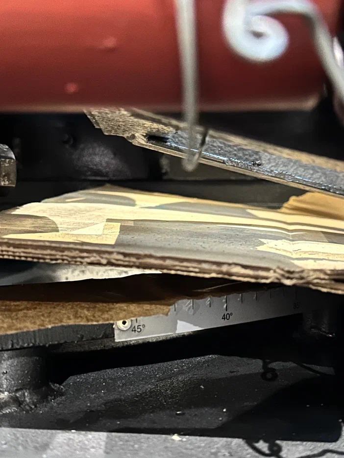 MetMachine LSZ2226 ленточнопильный станок с поворотной рамой