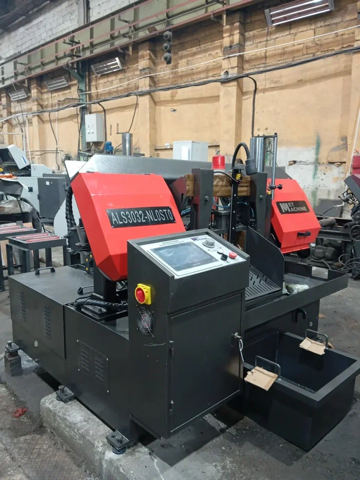 Автоматический ленточнопильный станок MetMachine ALS3032-NL0ST0