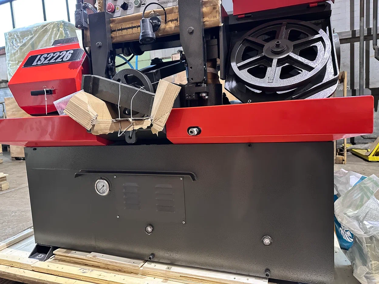 MetMachine LS2226 полуавтоматический ленточнопильный станок 