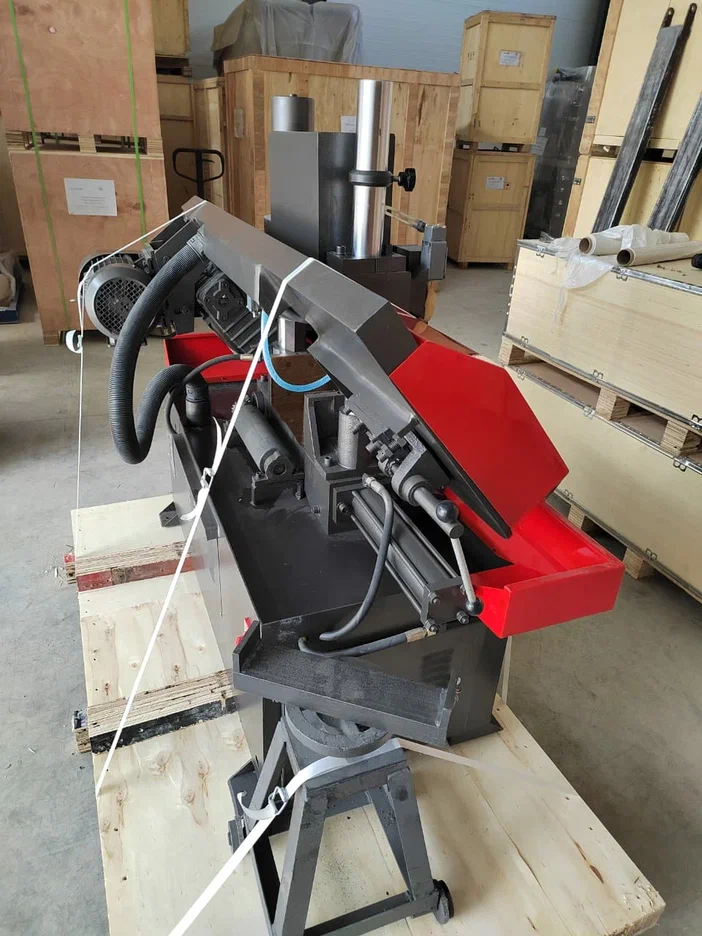 MetMachine LS2226 полуавтоматический ленточнопильный станок 