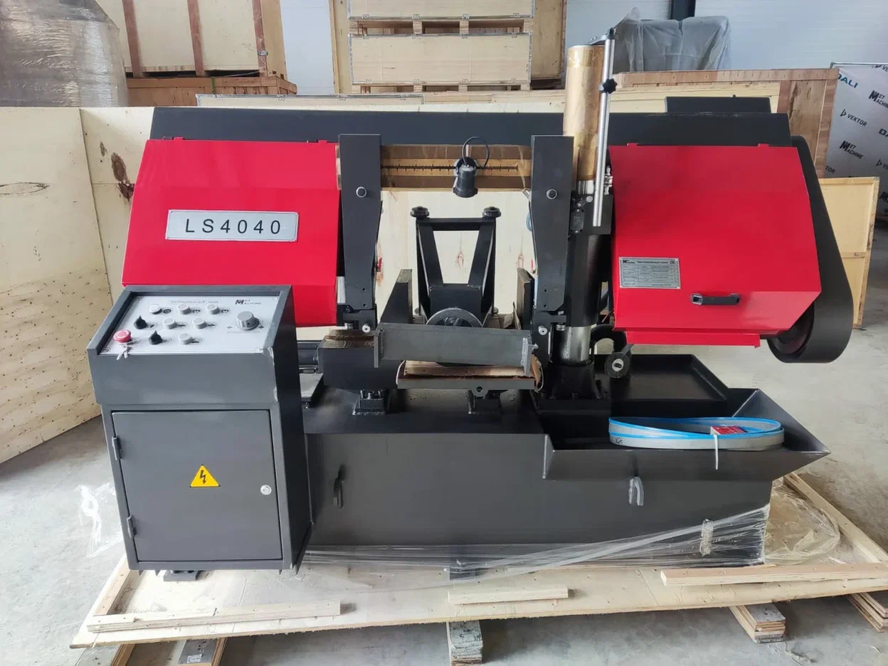 Полуавтоматический ленточнопильный станок MetMachine LS4040