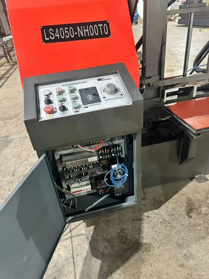 Ленточнопильный станок LS4050 MetMachine полуавтомат