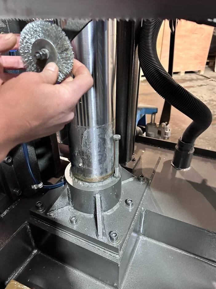 Ленточнопильный станок LS4050 MetMachine полуавтомат