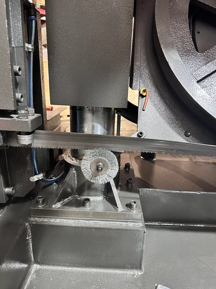 Ленточнопильный станок LS4050 MetMachine полуавтомат