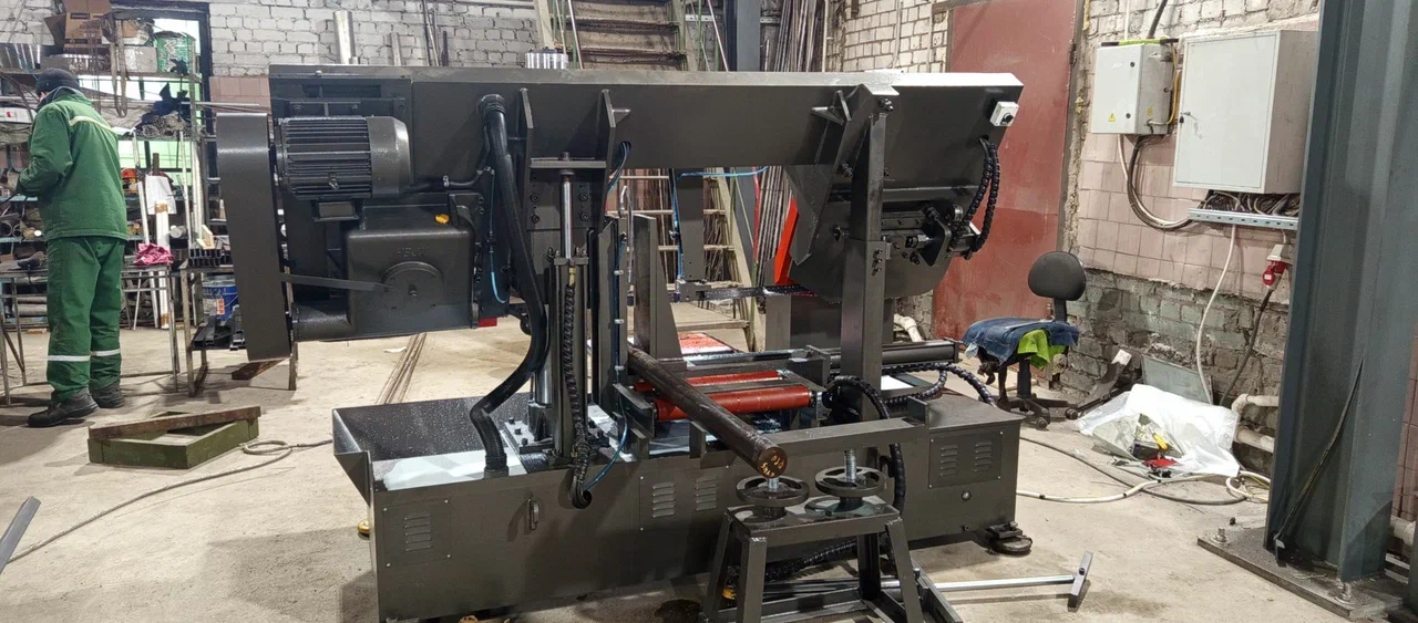 Ленточнопильный станок LS4050 MetMachine полуавтомат