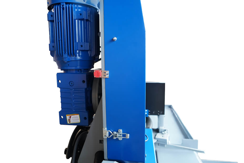 Ленточнопильный полуавтоматический станок CUTERAL PSM 440X700 DM LITE