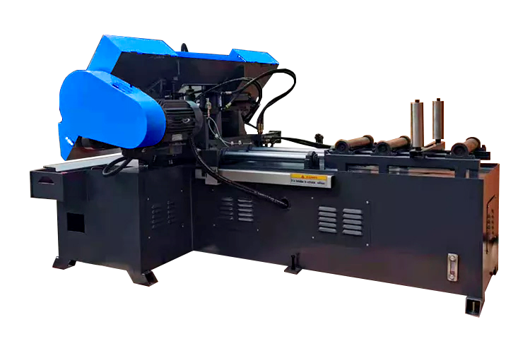 MetalTec BS 400 ZA автоматический колонный ленточнопильный станок с поворотом до 60°