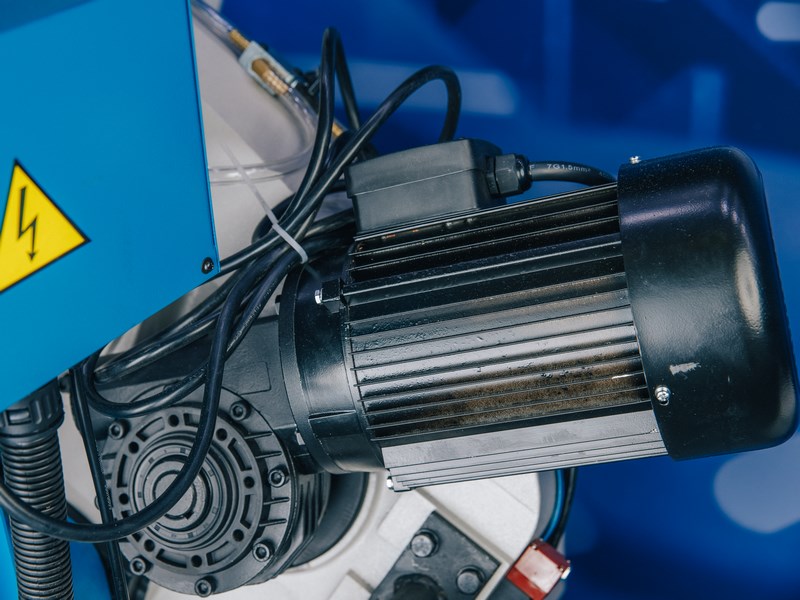 MetalTec BS 250 FHE ручной ленточнопильный станок по металлу