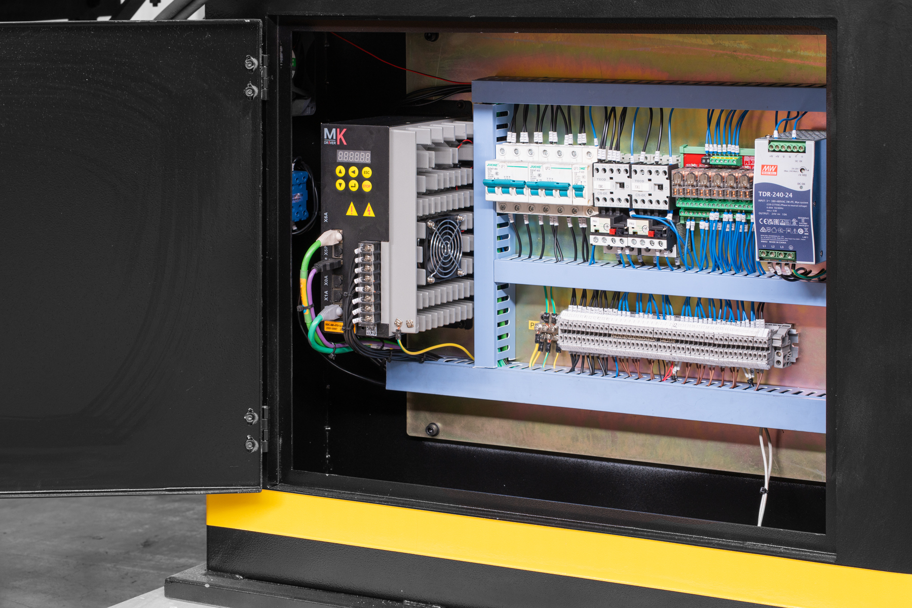 Гидравлический ленточнопильный станок Stalex BS-460G-JC SERVO