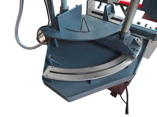 Ленточнопильный двухколонный станок MGH-300 Z60