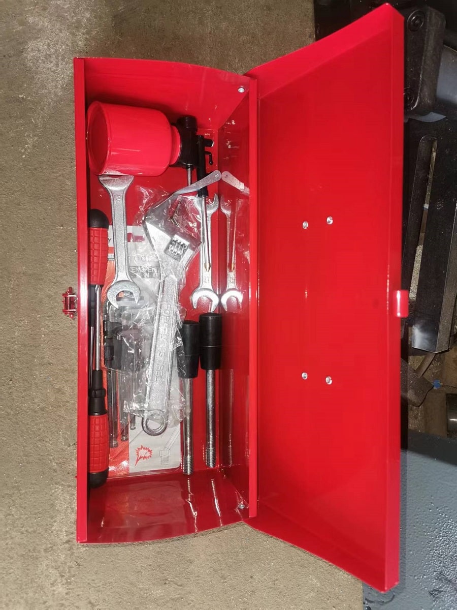 MetalTec BS 300 CH ленточнопильный станок под 90°