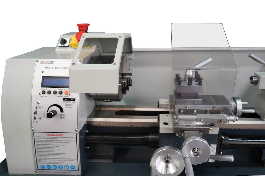 Настольный токарно-винторезный станок Metal Master MML 2140VE с проходным отверстием шпинделя 38мм