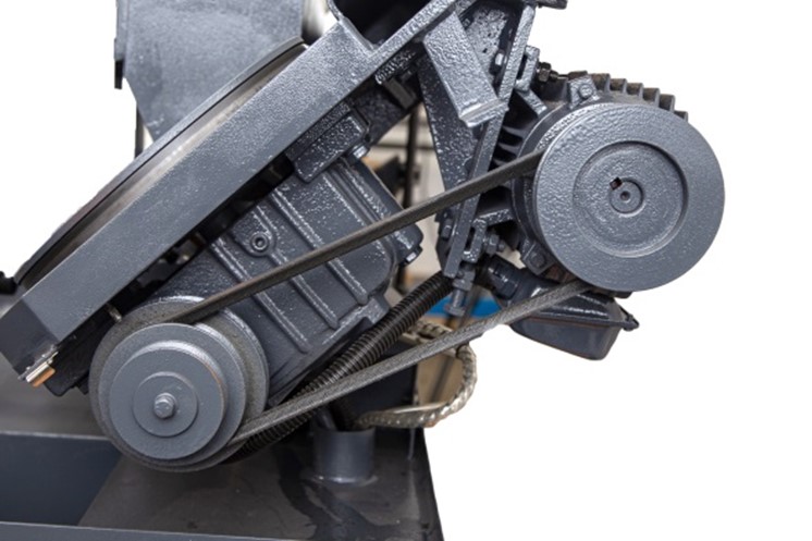 Ленточнопильный двухколонный станок Metal Master MGH-600E