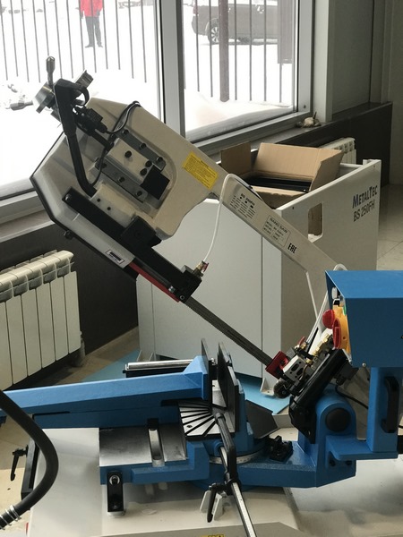 MetalTec BS 250 FH ленточнопильный станок по металлу