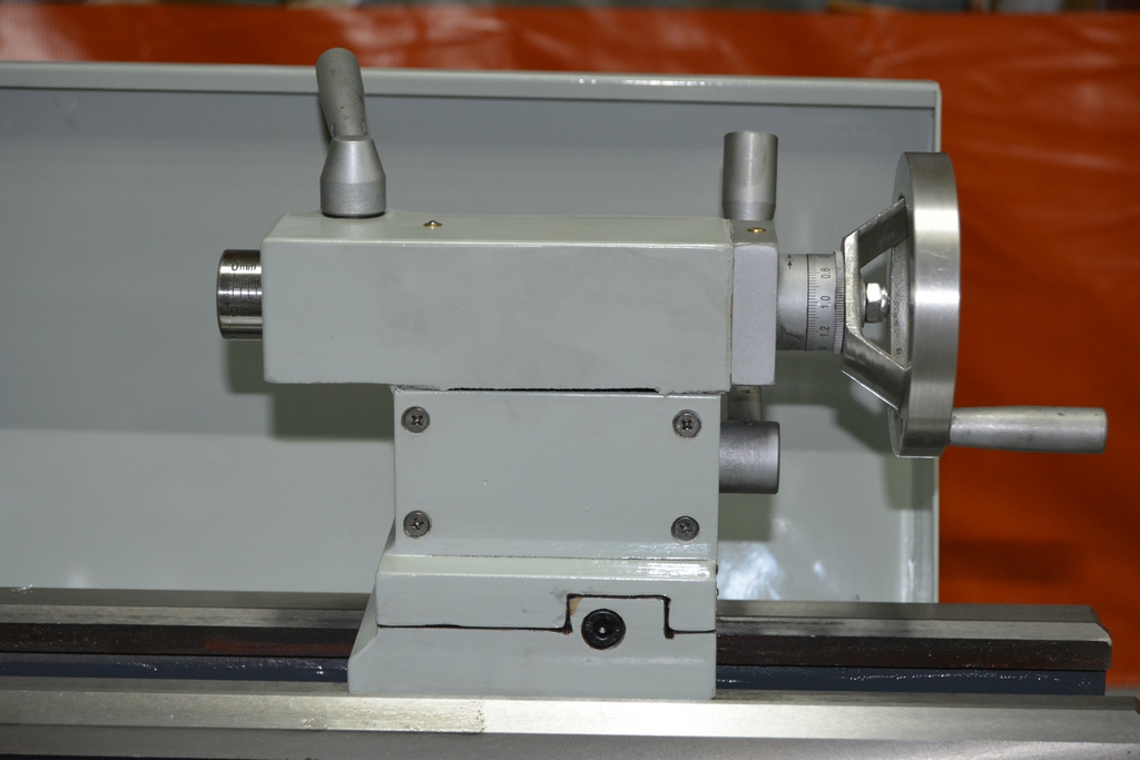 Настольный токарный станок Metal Master MML 2870 (MML 280x700)