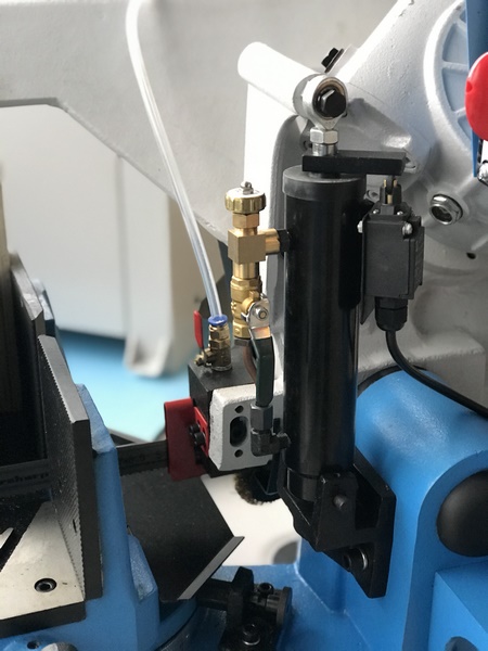 MetalTec BS 250 FH ленточнопильный станок по металлу