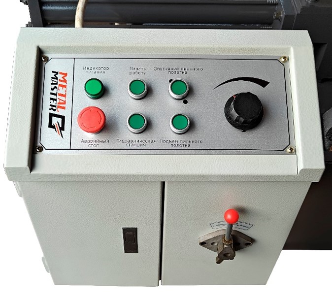 Ленточнопильный двухколонный станок Metal Master MGH-600E