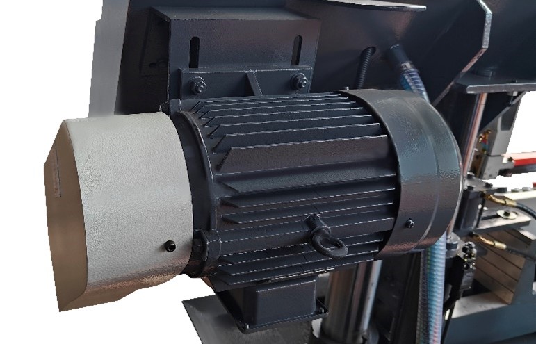 Ленточнопильный двухколонный станок Metal Master MGH-600E